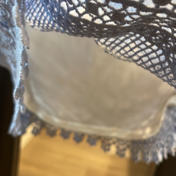 Empire waist lace dress - Picture 6 of 6